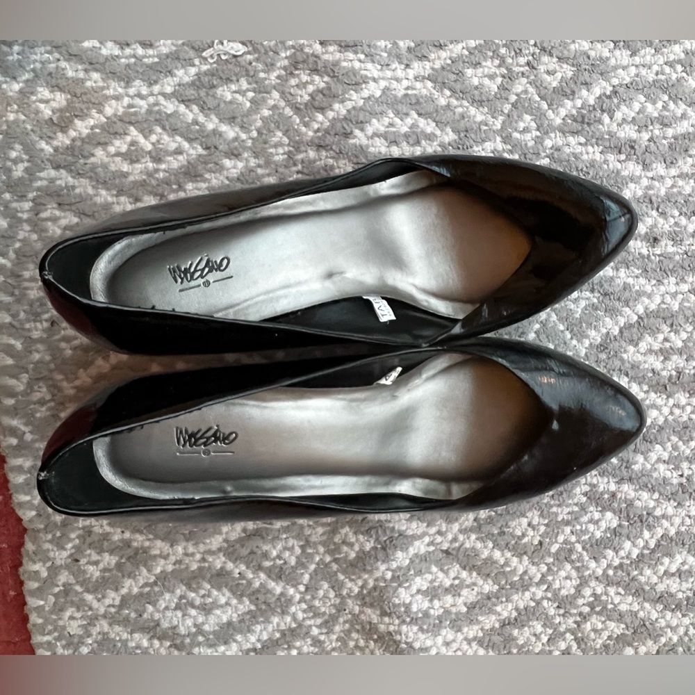 Mossimo short black heel